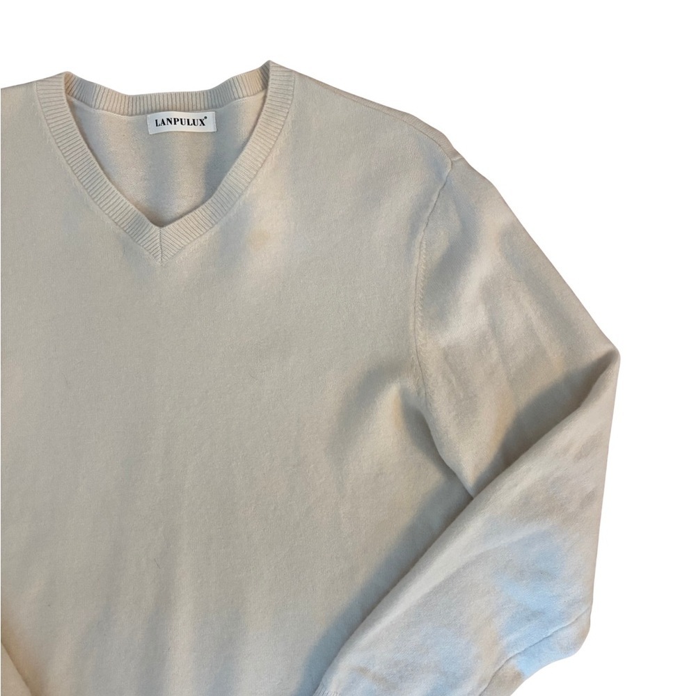 Lanpulux Off-White V-Neck Sweater - Picture 4 of 5